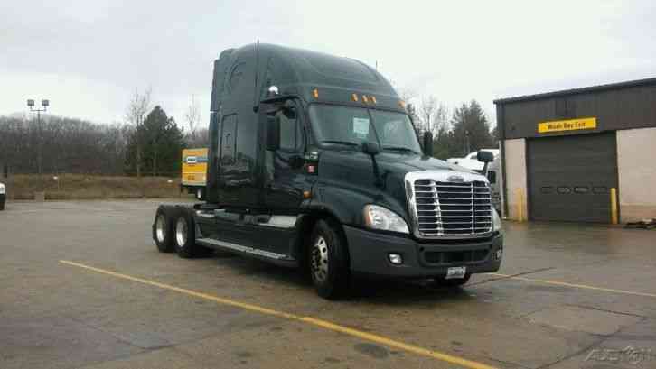 Freightliner CA12564DC - CASCADIA (2013)