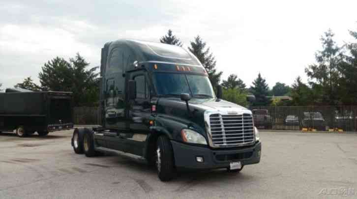 Freightliner CA12564DC - CASCADIA (2013)