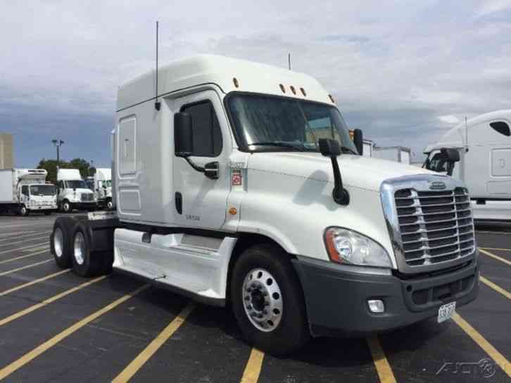 Freightliner CA12564DC - CASCADIA (2013)