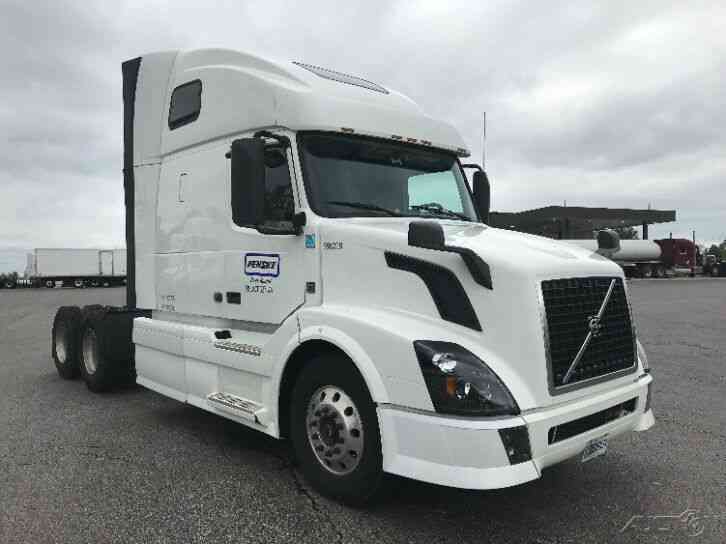 Volvo VNL64T670 (2015)