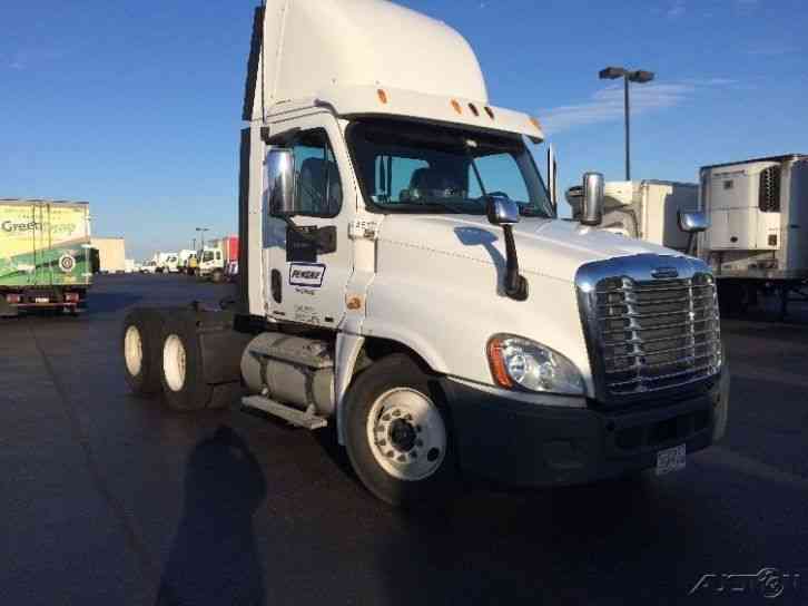 Freightliner CA12564DC - CASCADIA (2010)