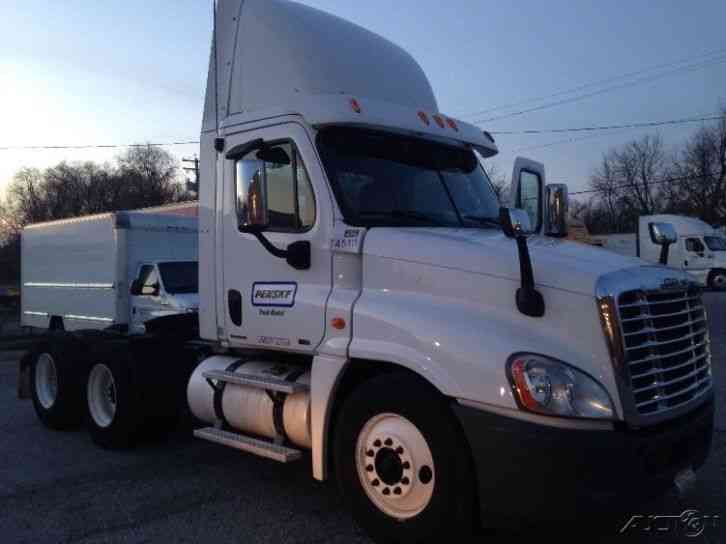 Freightliner CA12564DC - CASCADIA (2010)