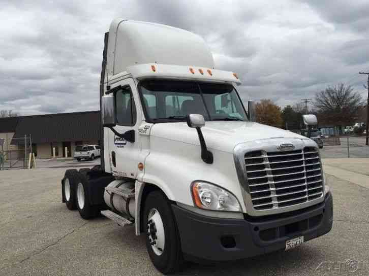 Freightliner CA12564DC - CASCADIA (2010)