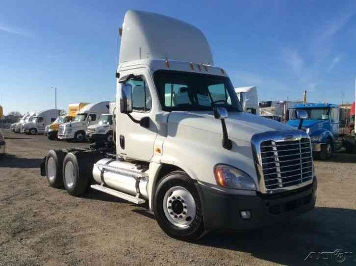 Freightliner CA12564DC - CASCADIA (2009)