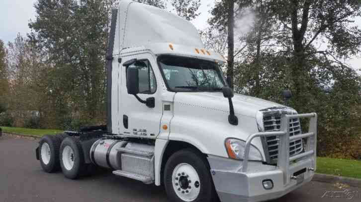 Freightliner CA12564DC - CASCADIA (2012)