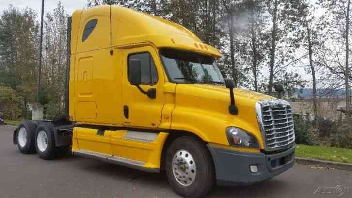 Freightliner CA12564DC - CASCADIA (2012)