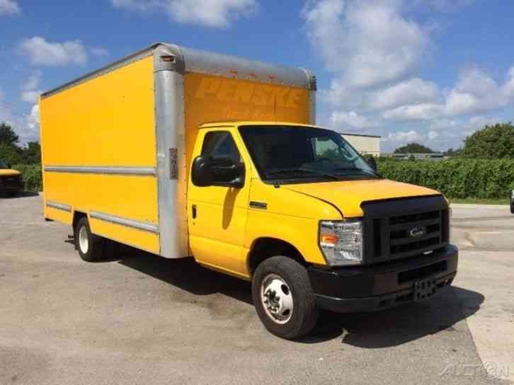 Ford E350 (2012)