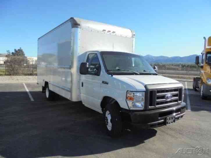 Ford E350 (2012)