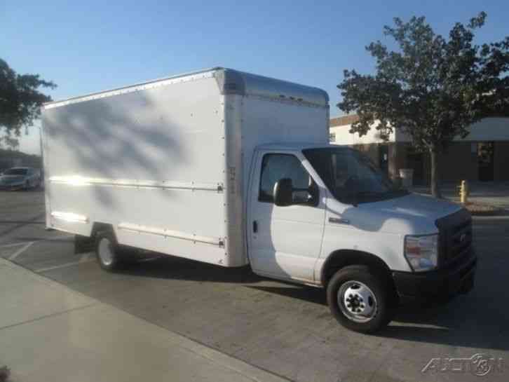 Ford E350 (2012)