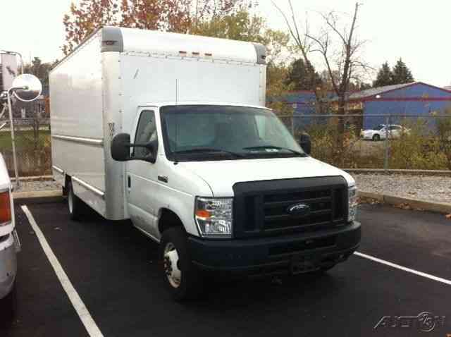 Ford E350 (2012)