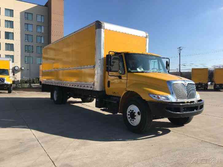 Penske Used Trucks - unit # 9266679 - 2018 International 4300