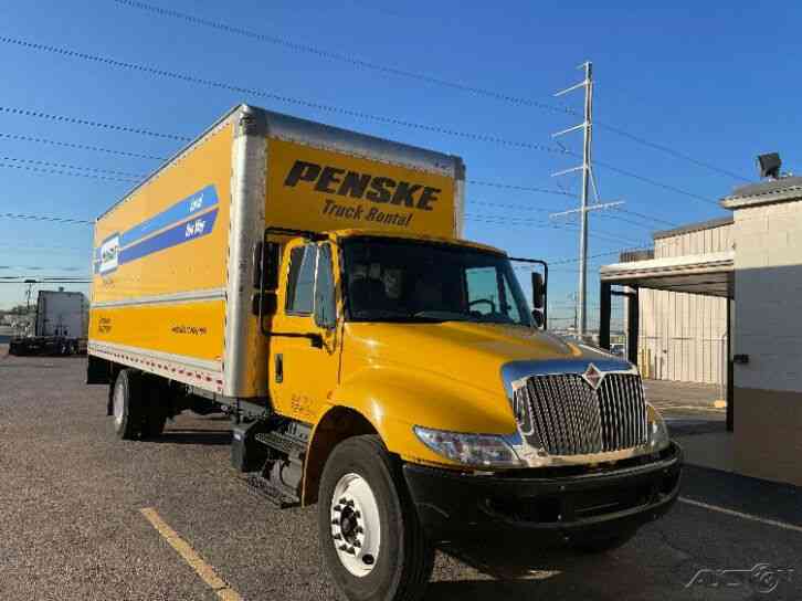 Penske Used Trucks - unit # 9267435 - 2018 International 4300