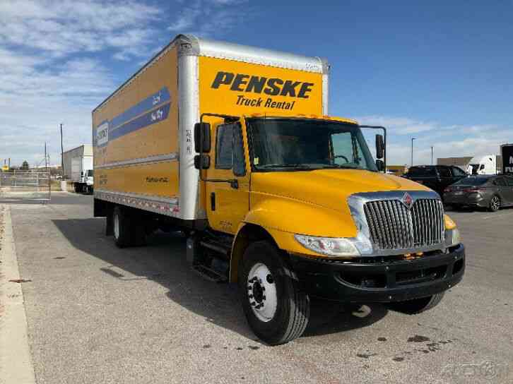 Penske Used Trucks - unit # 9267776 - 2018 International 4300