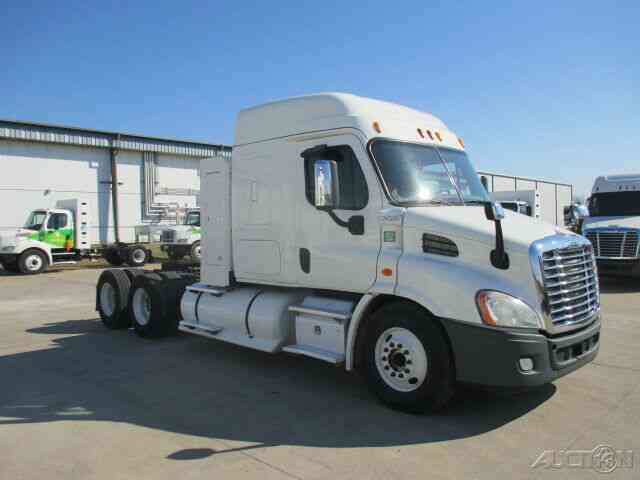 Freightliner CASCADIA 113 (2014)