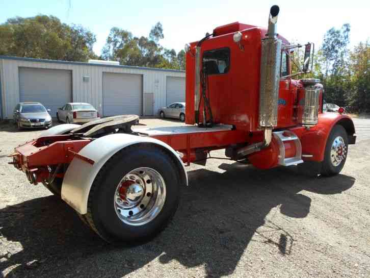 Peterbilt (1966) : Daycab Semi Trucks