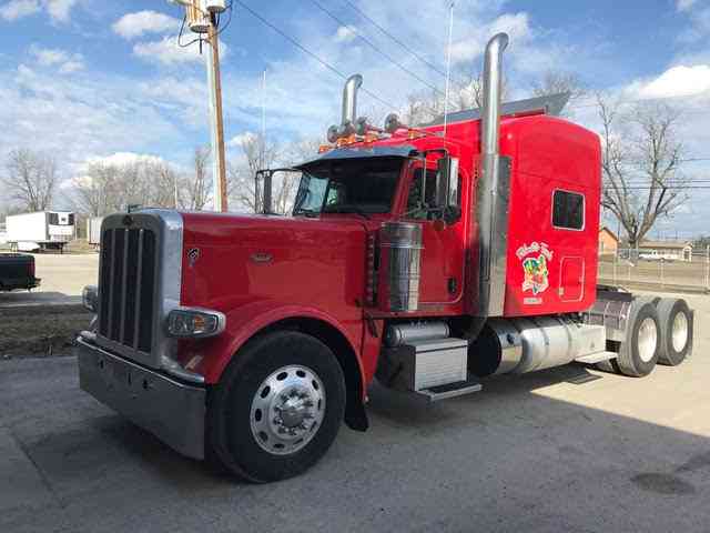 Peterbilt 389 (2014)