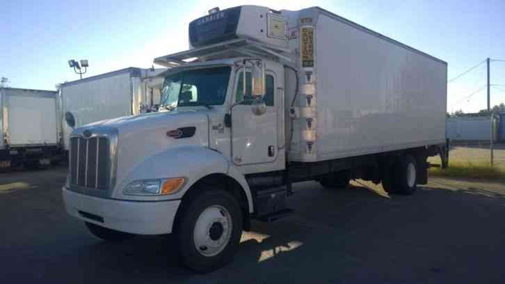 Peterbilt 335 24ft reefer truck 33, 000# GVWR Carrier Reefer Liftgate ramp (2010)