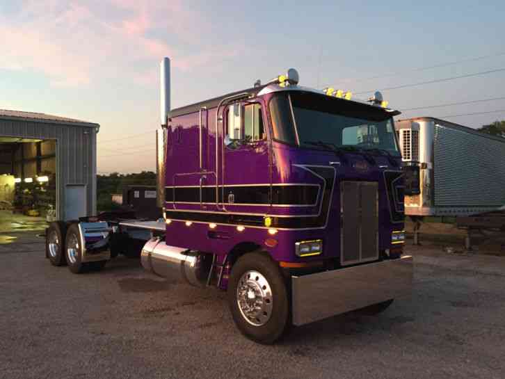 Peterbilt 362 (1988)