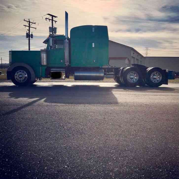 Peterbilt (2000)