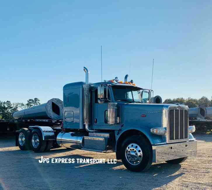 Peterbilt 389 (2015)