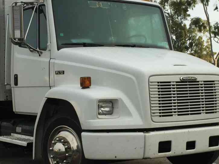 Freightliner FL70 (1998)