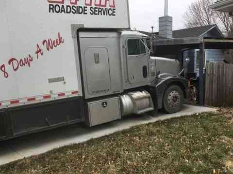 Peterbilt 385 (1999)