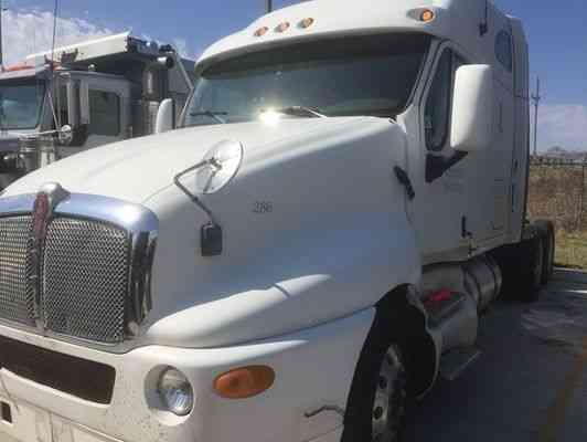 KENWORTH T2000 (2004)