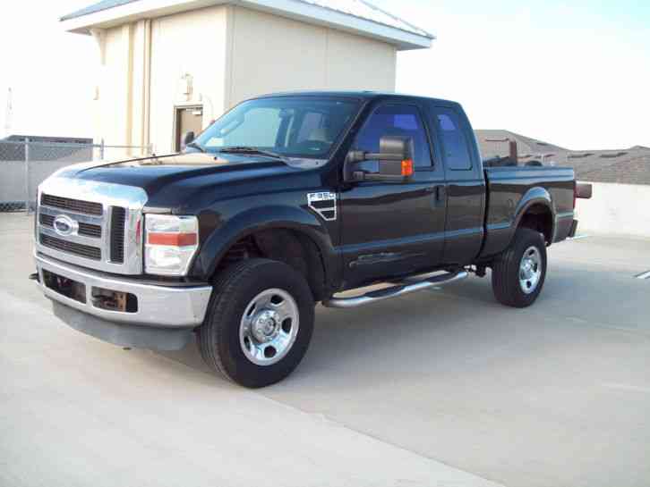 Ford F350 XLT 4X4 (2008)