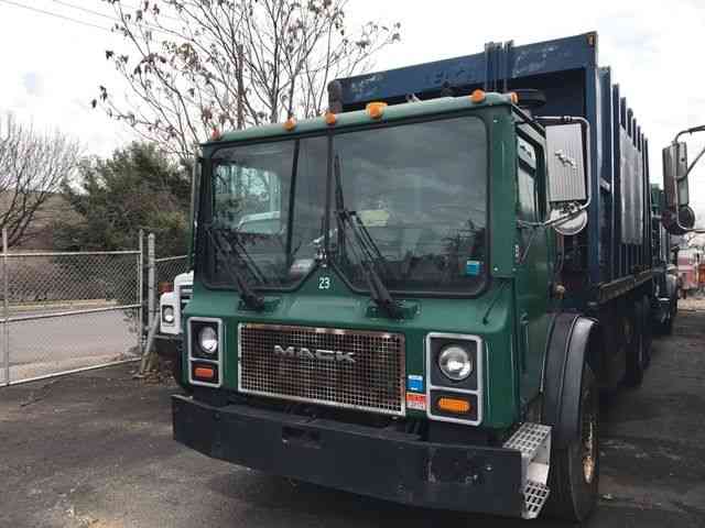 MACK MR 688S (2000)