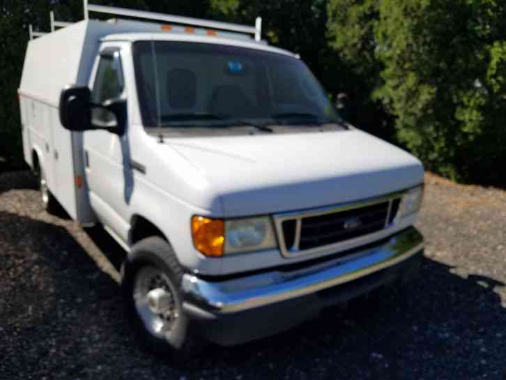 Ford E350 (2006)