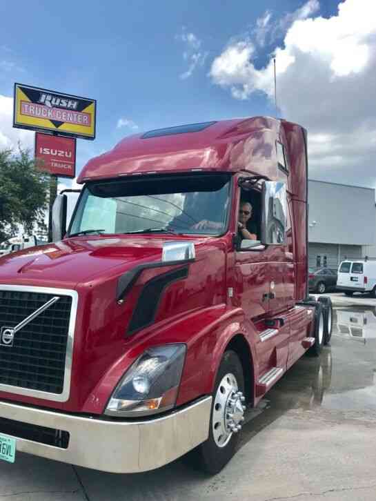 Volvo Vnl 670 (2014)