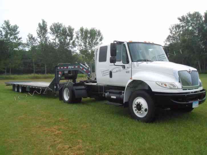 07 IH4400 Ext'd DayCab: 34' Hyd D-Tail LoPro Trailer