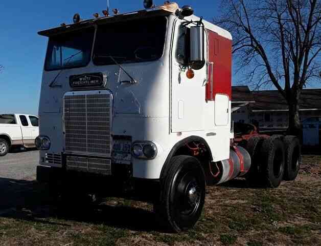 Freightliner White White Freightliner (1973)